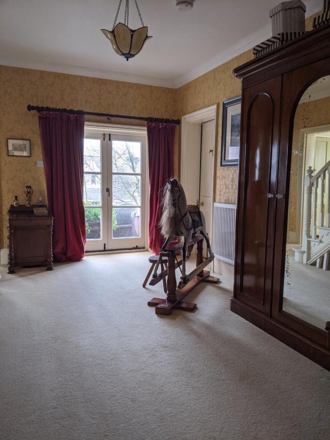 St Katharine'S House Bed & Breakfast Милфорд Хейвън Екстериор снимка