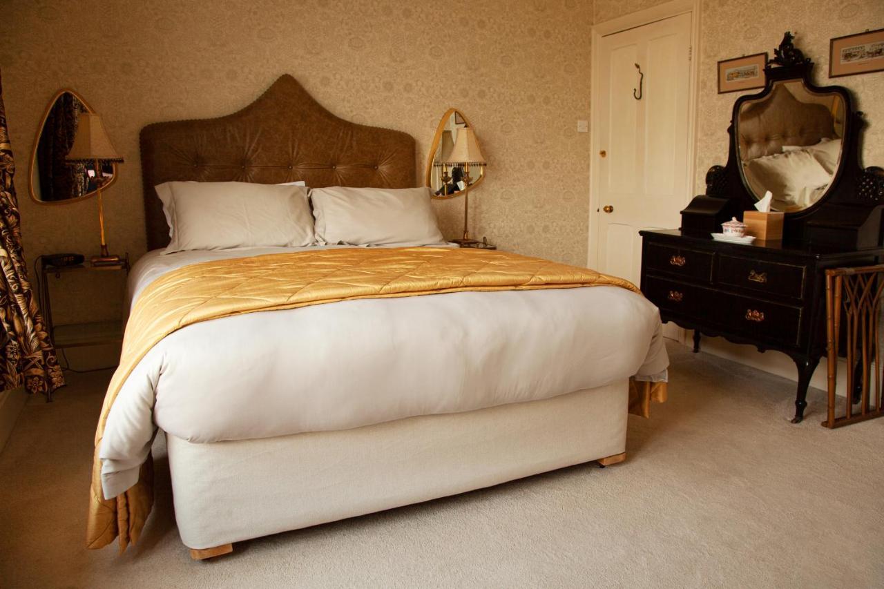St Katharine'S House Bed & Breakfast Милфорд Хейвън Екстериор снимка