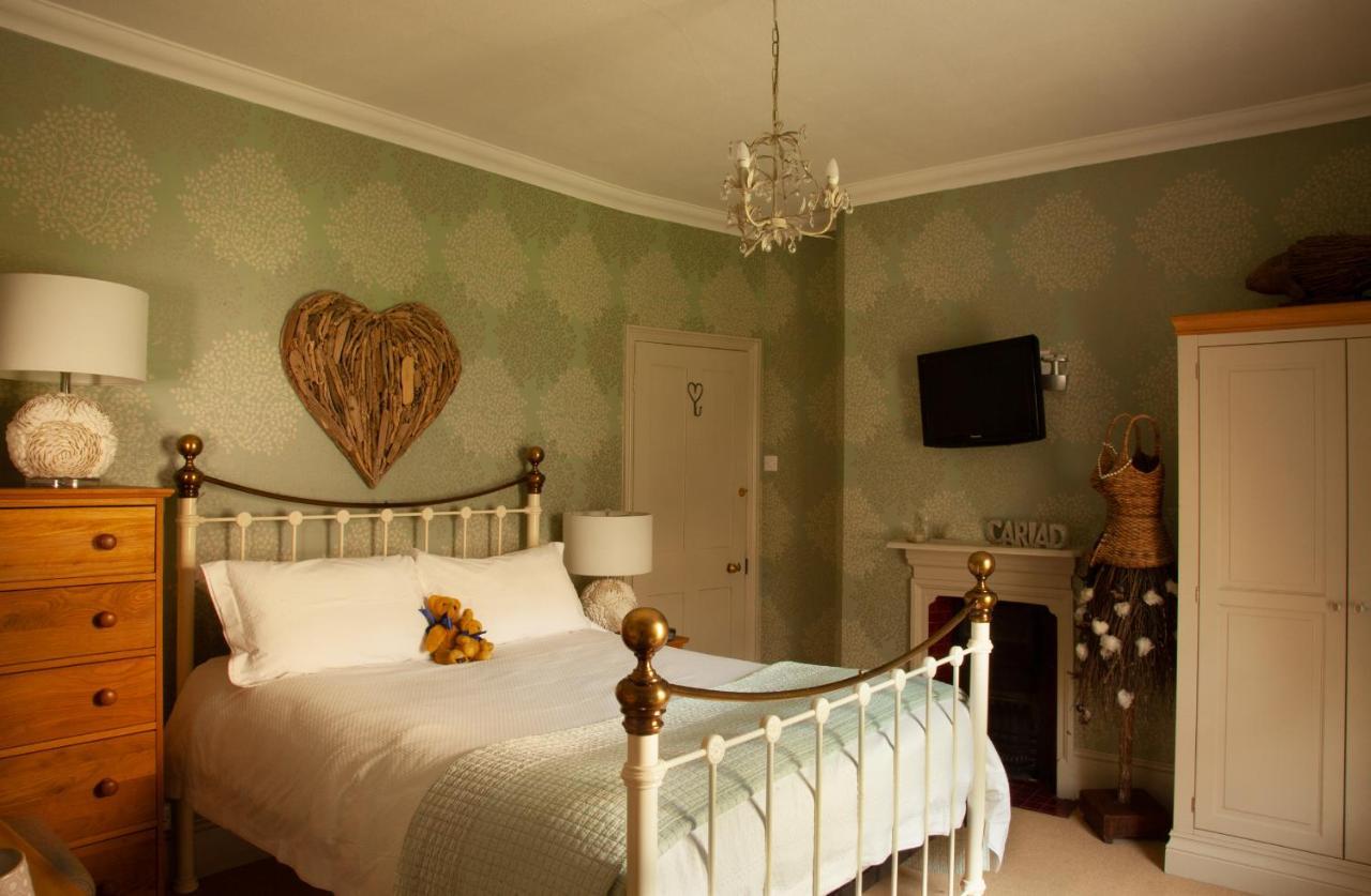 St Katharine'S House Bed & Breakfast Милфорд Хейвън Екстериор снимка